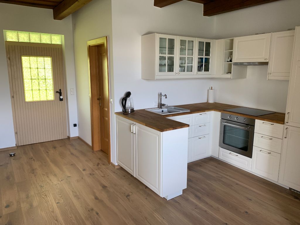 Apartment Uhudler Schlafzimmer - Komfortable Doppelbetten mit Blick in die Weinberge